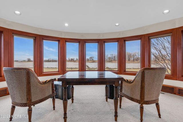17 Oyster Bay Drive, Rumson, NJ 07760