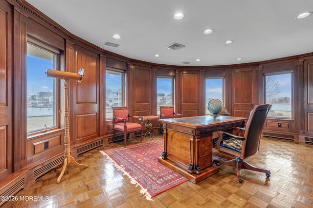 17 Oyster Bay Drive, Rumson, NJ 07760