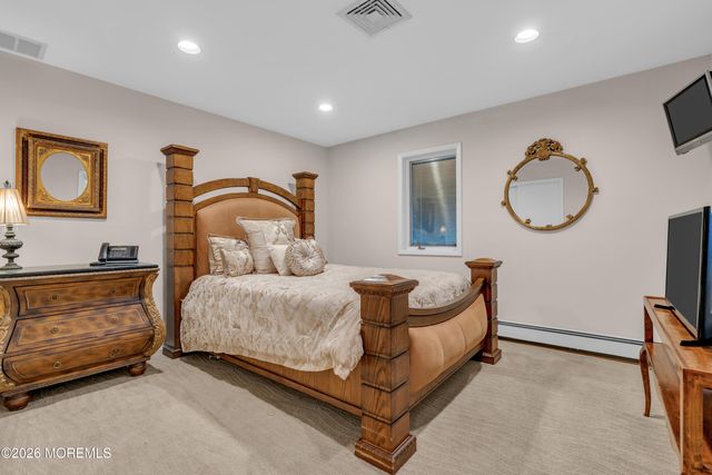 17 Oyster Bay Drive, Rumson, NJ 07760