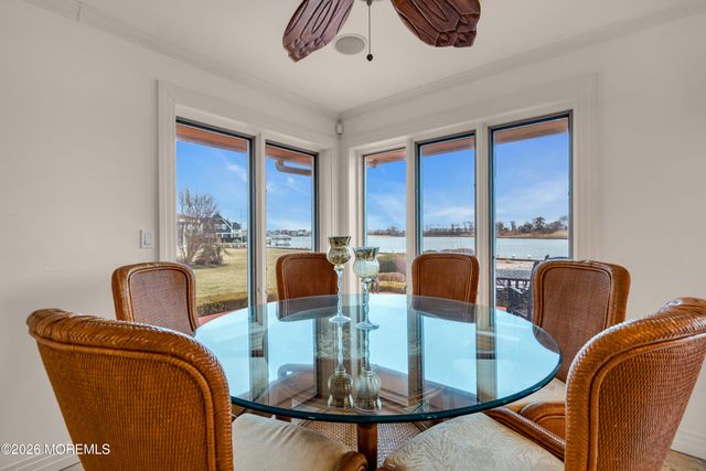 17 Oyster Bay Drive, Rumson, NJ 07760