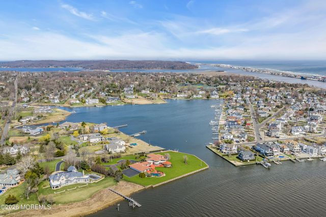 17 Oyster Bay Drive, Rumson, NJ 07760