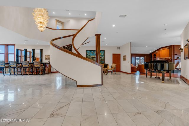 17 Oyster Bay Drive, Rumson, NJ 07760