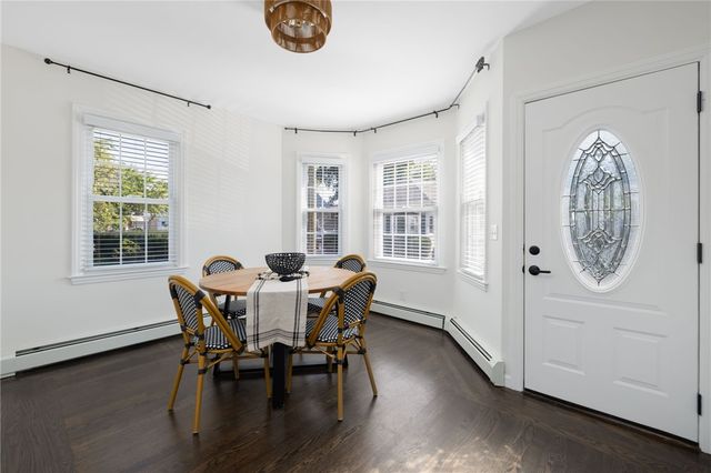 42 Victoria Avenue, Cranston, RI 02920