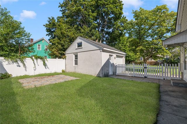 42 Victoria Avenue, Cranston, RI 02920