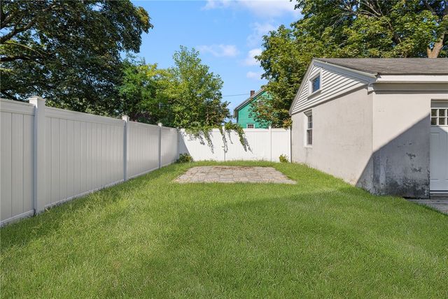42 Victoria Avenue, Cranston, RI 02920