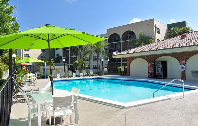 17350 NW 68th Avenue 400-315, Hialeah, FL 33015