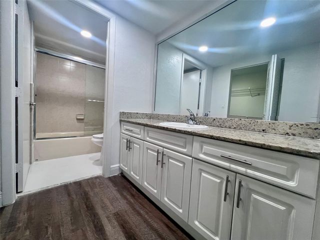 17350 NW 68th Avenue 400-315, Hialeah, FL 33015