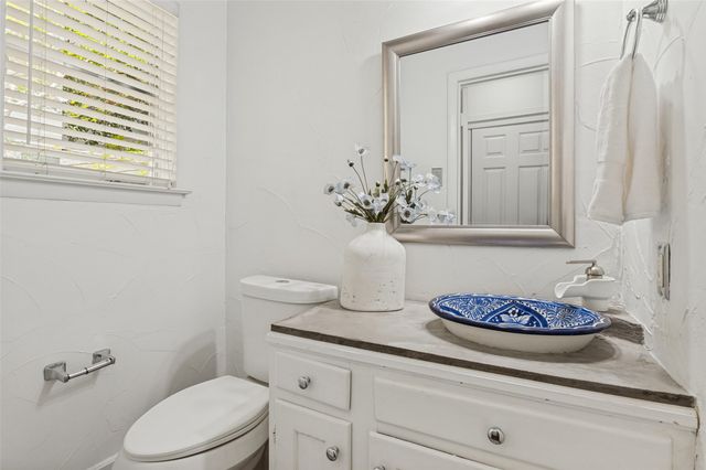 4151 Wycliff Avenue 103, Dallas, TX 75219