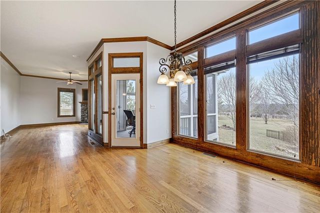 7822 Houston Street, Lenexa, KS 66227