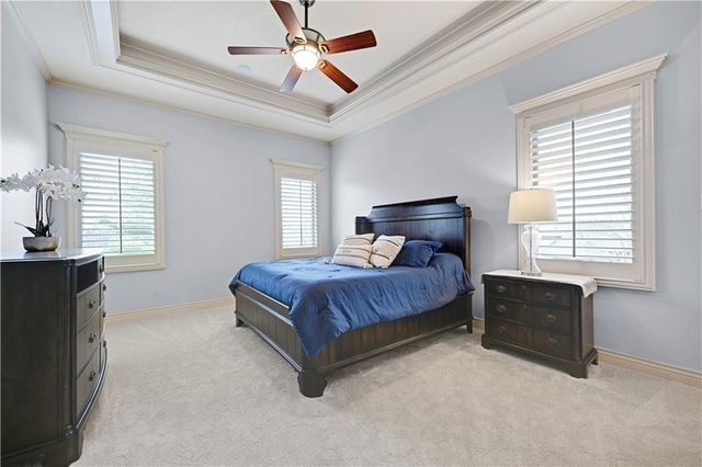 7822 Houston Street, Lenexa, KS 66227