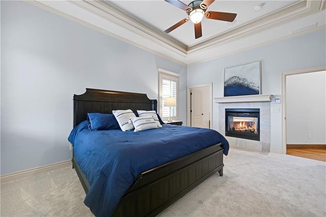 7822 Houston Street, Lenexa, KS 66227