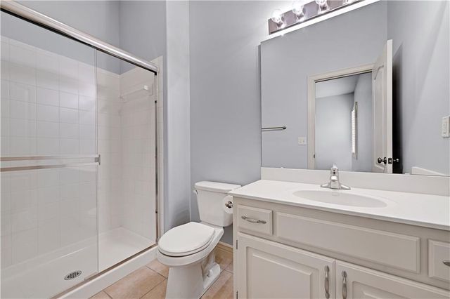 7822 Houston Street, Lenexa, KS 66227