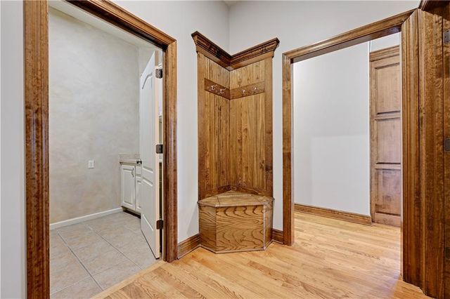 7822 Houston Street, Lenexa, KS 66227