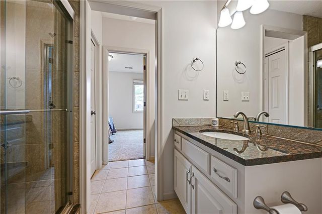 7822 Houston Street, Lenexa, KS 66227