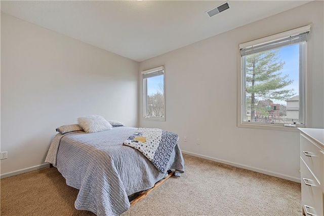 7822 Houston Street, Lenexa, KS 66227