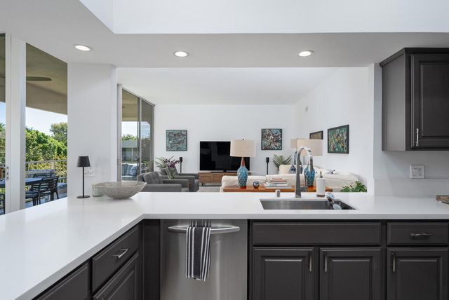 447 Desert Lakes Drive, Palm Springs, CA 92264