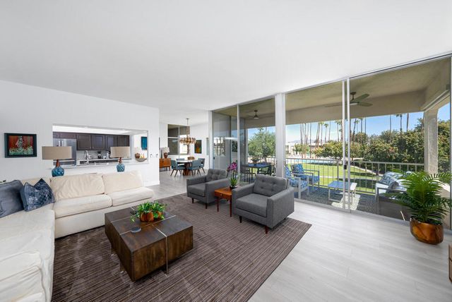 447 Desert Lakes Drive, Palm Springs, CA 92264