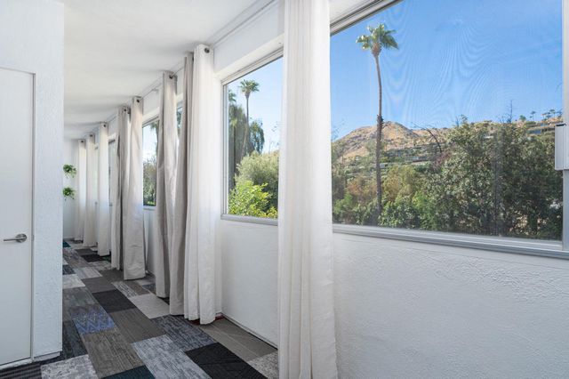 447 Desert Lakes Drive, Palm Springs, CA 92264