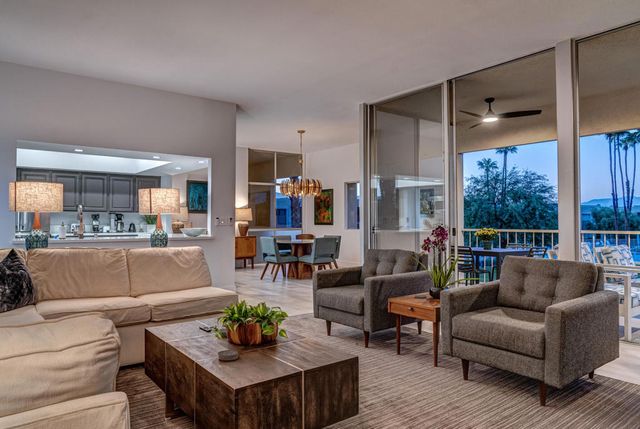 447 Desert Lakes Drive, Palm Springs, CA 92264
