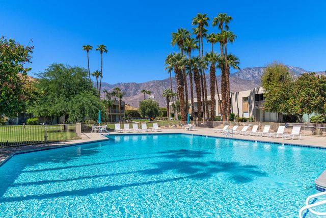 447 Desert Lakes Drive, Palm Springs, CA 92264