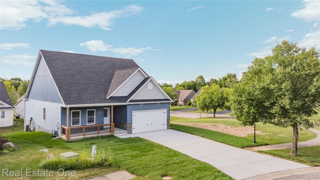 7453 Village Court, Springfield Charter Township, MI 48350