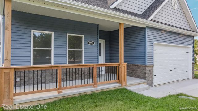 7453 Village Court, Springfield Charter Township, MI 48350