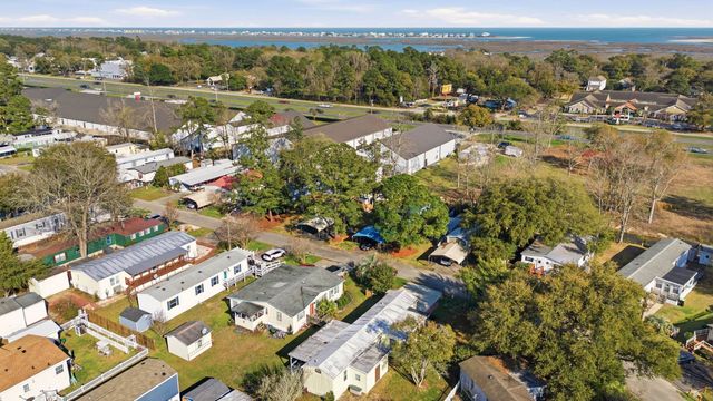 154 Crooked Island Circle, Murrells Inlet, SC 29576