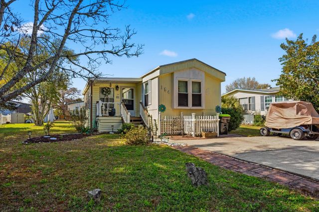 154 Crooked Island Circle, Murrells Inlet, SC 29576