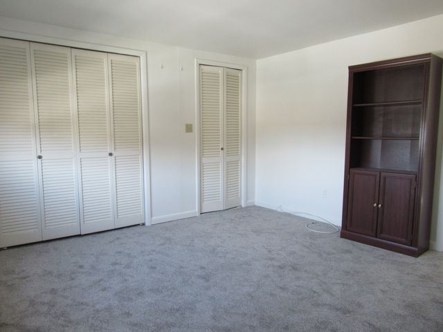 255 Fairfield Woods Road, Fairfield, CT 06825