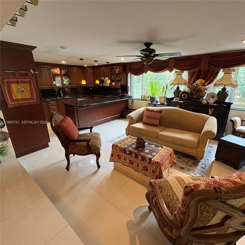 101 S Royal Poinciana Blvd, Miami Springs, FL 33166