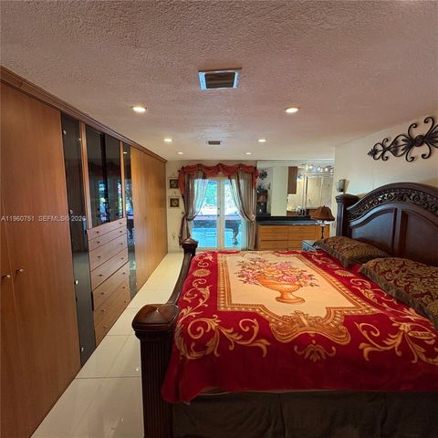 101 S Royal Poinciana Blvd, Miami Springs, FL 33166