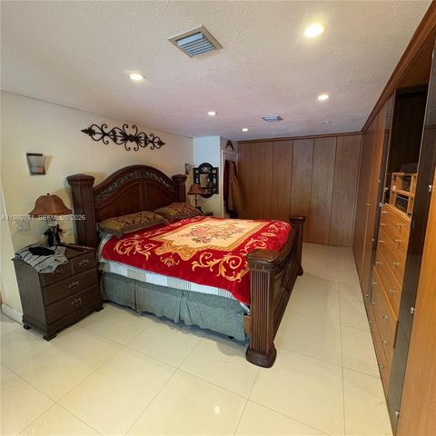 101 S Royal Poinciana Blvd, Miami Springs, FL 33166