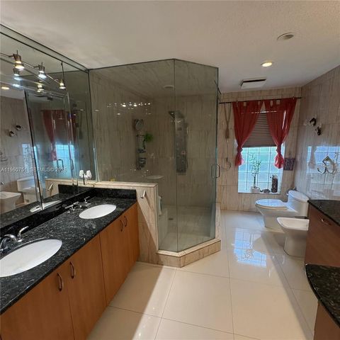 101 S Royal Poinciana Blvd, Miami Springs, FL 33166