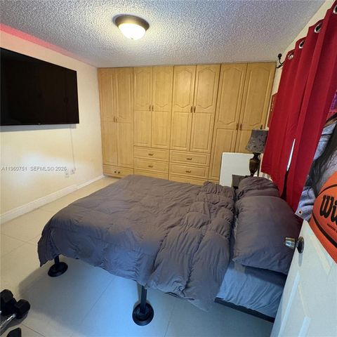 101 S Royal Poinciana Blvd, Miami Springs, FL 33166