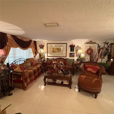 101 S Royal Poinciana Blvd, Miami Springs, FL 33166