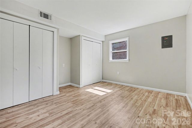 5439 Kerry Lane, Charlotte, NC 28215