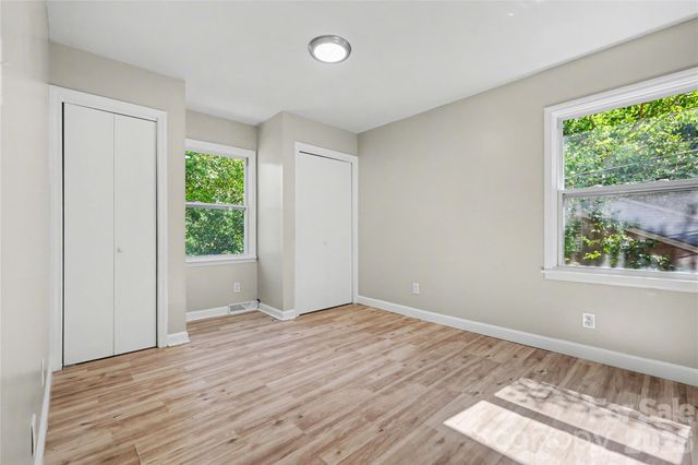 5439 Kerry Lane, Charlotte, NC 28215