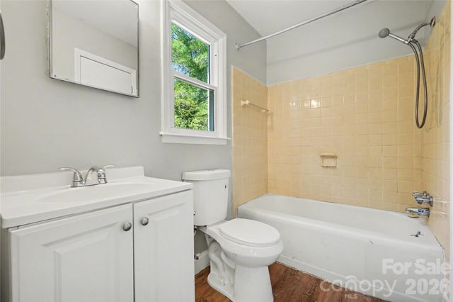 5439 Kerry Lane, Charlotte, NC 28215