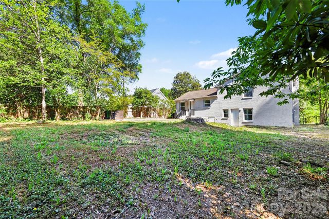 5439 Kerry Lane, Charlotte, NC 28215