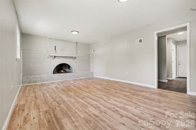 5439 Kerry Lane, Charlotte, NC 28215