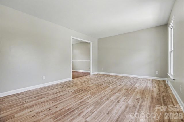 5439 Kerry Lane, Charlotte, NC 28215