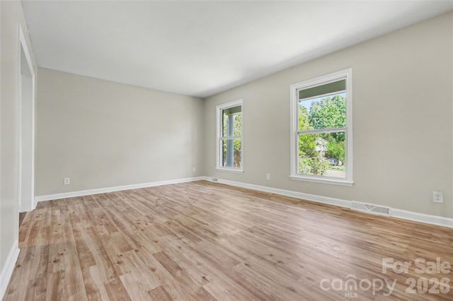 5439 Kerry Lane, Charlotte, NC 28215