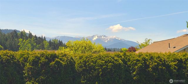 303 Falcon Road, Sequim, WA 98382