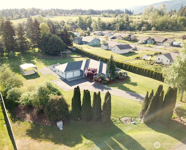 303 Falcon Road, Sequim, WA 98382