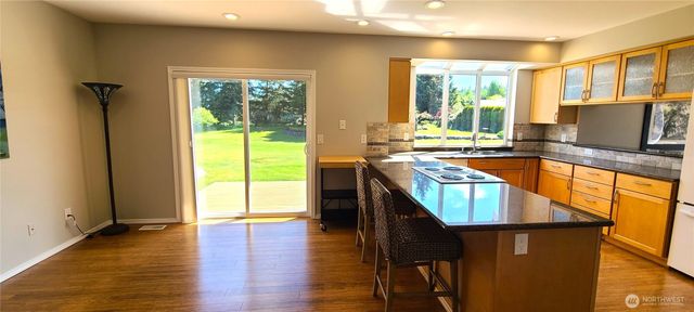 303 Falcon Road, Sequim, WA 98382
