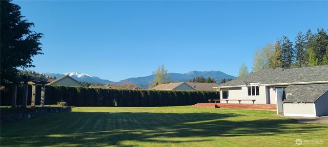 303 Falcon Road, Sequim, WA 98382
