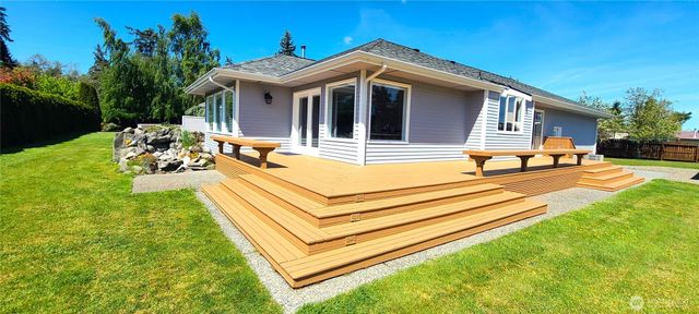 303 Falcon Road, Sequim, WA 98382