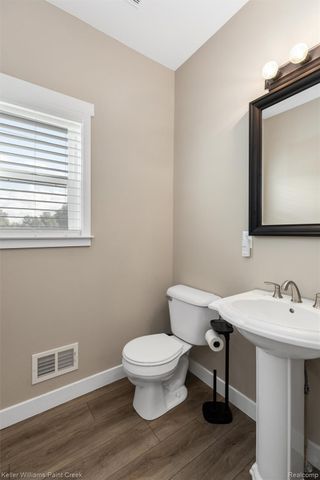 6097 Summerbrooke Circle, Handy Township, MI 48836