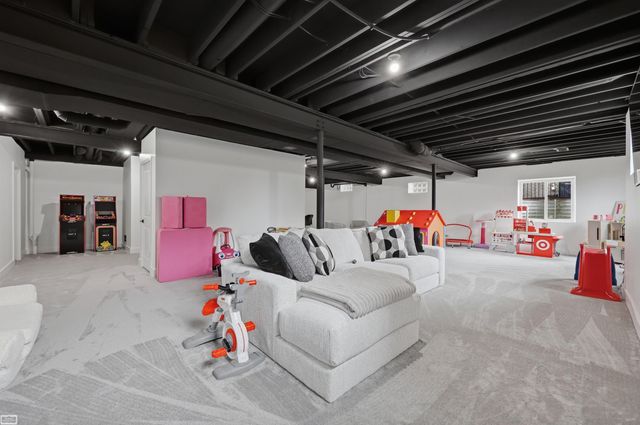 19805 Joy Drive, Macomb, MI 48042