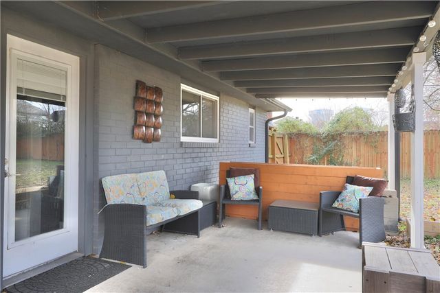 1604 S 23rd Street, Rogers, AR 72758